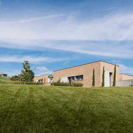 Calmont 4 Personnes Holiday home Espalion